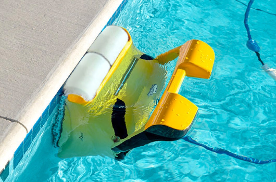 Dolphin PRO X1 Active Timer Gyro Digital con Radiocomando - Robot Elettrico Pulitore per Piscina fino a 20 Mt per Rivestimento in Ceramica Cemento Verniciato Vetroresina & PVC con Gradino Perimetrale - MY2024