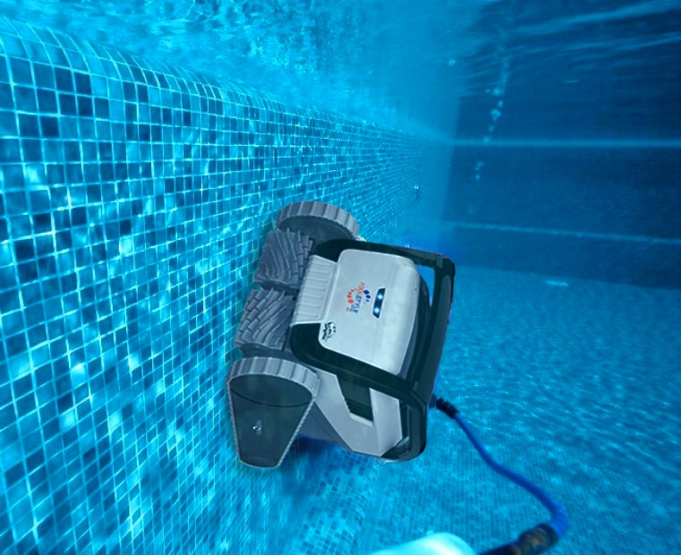 Dolphin Poolstyle 60i IoT Wi-Fi APP MyDolphin Plus Bluetooth Active Timer Gyro Digital - Robot Elettrico Pulitore per Piscina fino a 15 Mt - TOP GAMMA - NOVITA' 2023 - EX MOSTRA MAI USATO