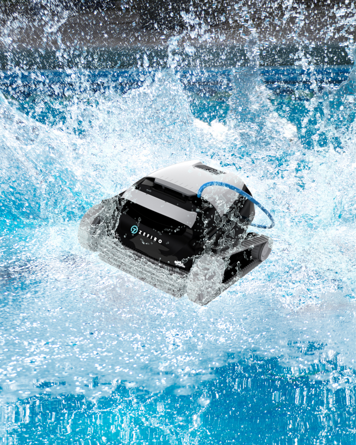 Robot piscina Dolphin My Zefiro Plus in azione, spruzzi d'acqua durante la pulizia in piscina.