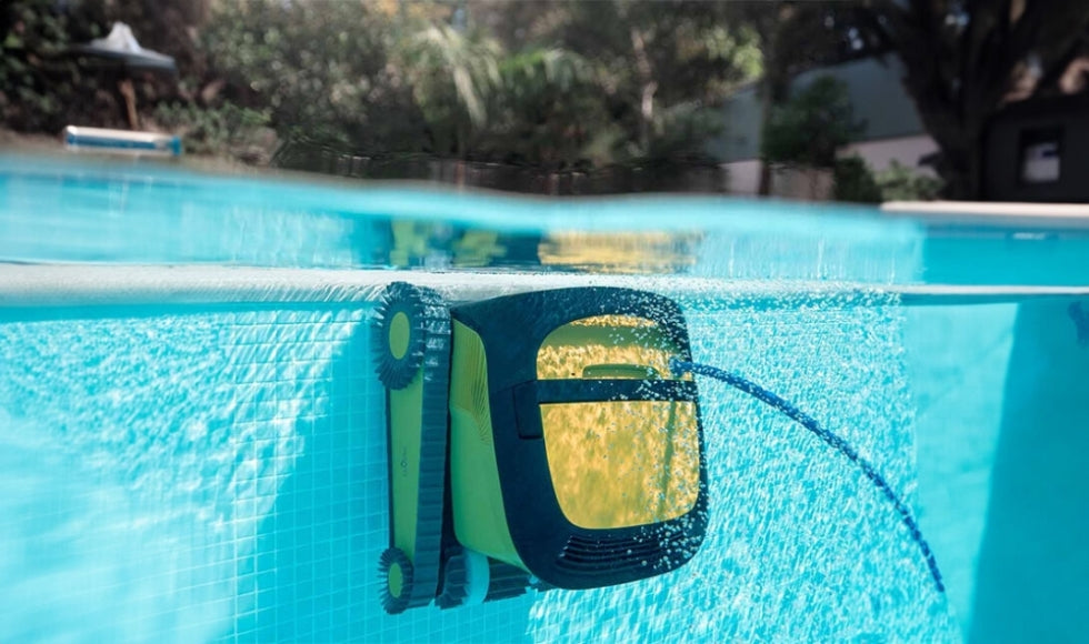 Dolphin PROX 90i IoT Wi-Fi APP MyDolphin Plus Bluetooth Timer Gyro Digital - Robot Elettrico Pulitore per Piscina fino a 20 Mt - MY2024