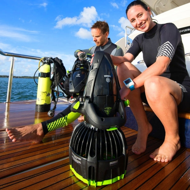 Acquascooter Seascooter Yamaha 500 Lithium Batteria al Litio - Propulsore Subacqueo - Km/h 7 - Profondità Mt 40 - Watt 500 - ULTIMI 3 PEZZI