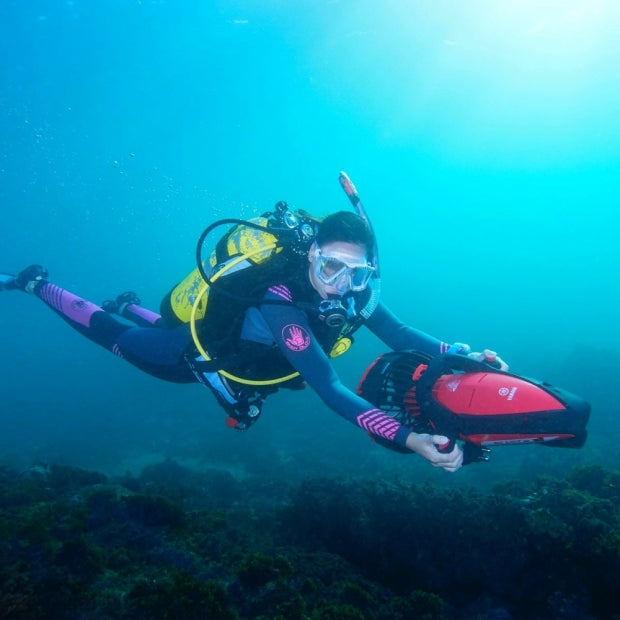 Acquascooter Seascooter Yamaha 350 Lithium Batteria al Litio - Propulsore Subacqueo - Km/h 6 - Profondità Mt 40 - Watt 350 - ULTIMI PEZZI