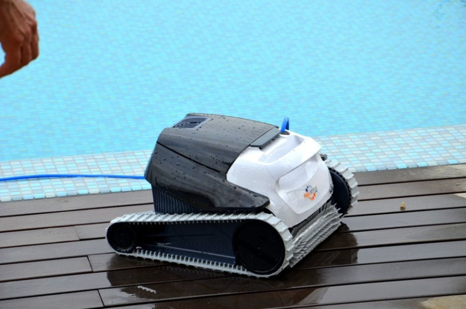 Dolphin PoolStyle AG Plus Digital - Robot Elettrico Pulitore per Piscina fino a 10 Mt - FONDO + PARETI - MY2023