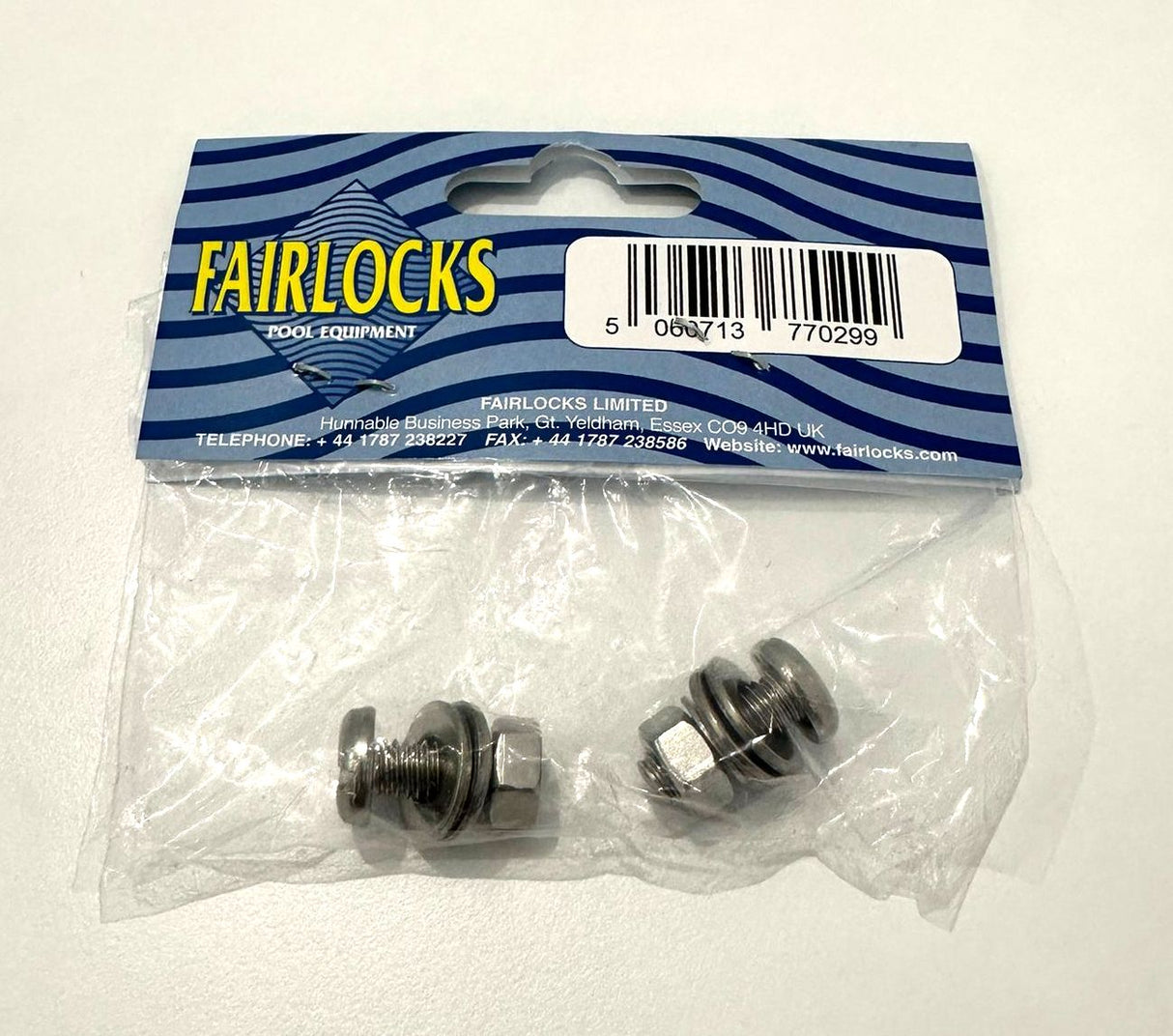 Set di viti di ricambio per aspirafango Fairlocks, confezionate in un sacchetto trasparente.