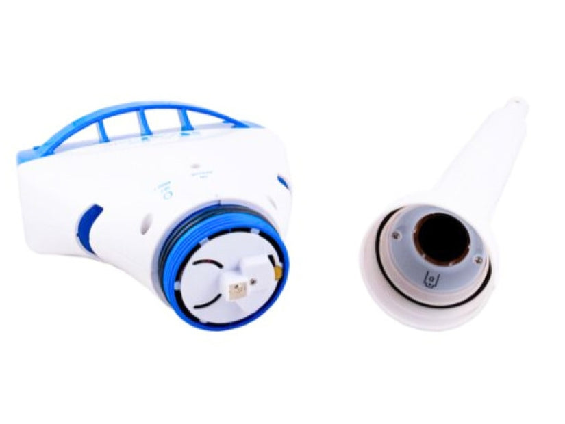 Aspiratore a batteria WaterTech Pool Blaster IVAC 150, componenti smontati.