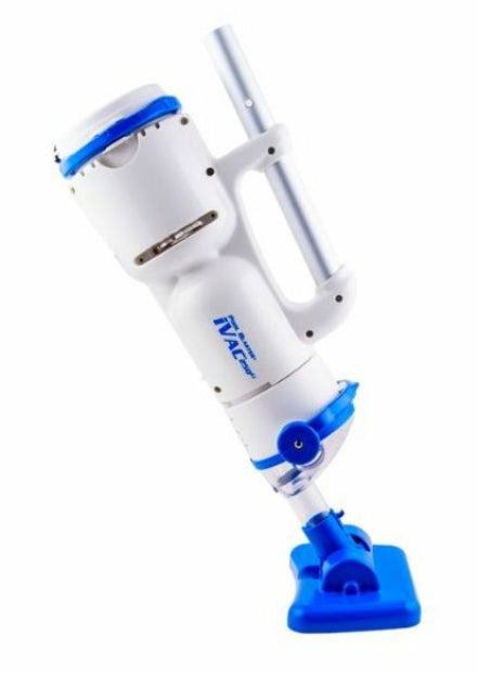 Aspiratore WaterTech Pool Blaster IVAC 250 bianco e blu, con manico, per pulizia piscina.