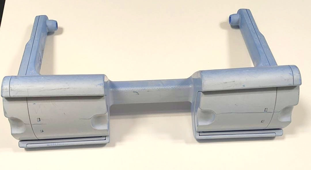 Manico per Robot Piscina Maytronics Dolphin Robot Piscina Maytronics Dolphin Oasis 40 – 50 - 60 / PS 40 – 50 - 60 / Urus 400 - 500 / M 400 – M 500 / Zefiro SF 40 – 50 - 60 / F 40 – F 50 – F 60 / Diver Pro 150 – 400 - 500 / Explorer / 99957128-ASSY - USATO