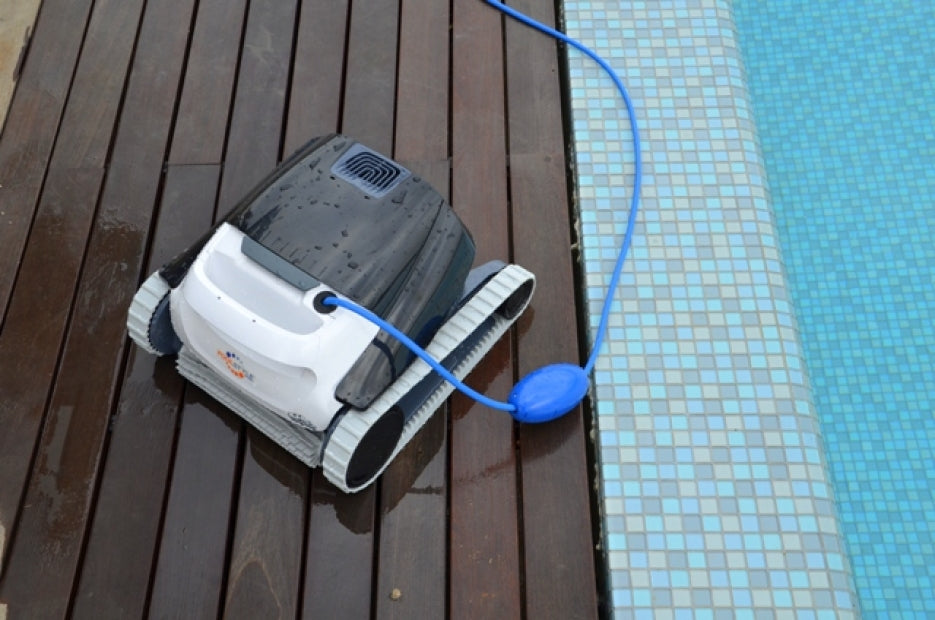 Dolphin PoolStyle AG Plus ULTRACLEAN Digital - Robot Elettrico Pulitore per Piscina fino a 10 Mt - FONDO + PARETI - MY2023