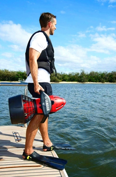 Acquascooter Seascooter Yamaha RDS200 a Batteria - Propulsore Subacqueo - Km/h 3,2 - Profondità Mt 20