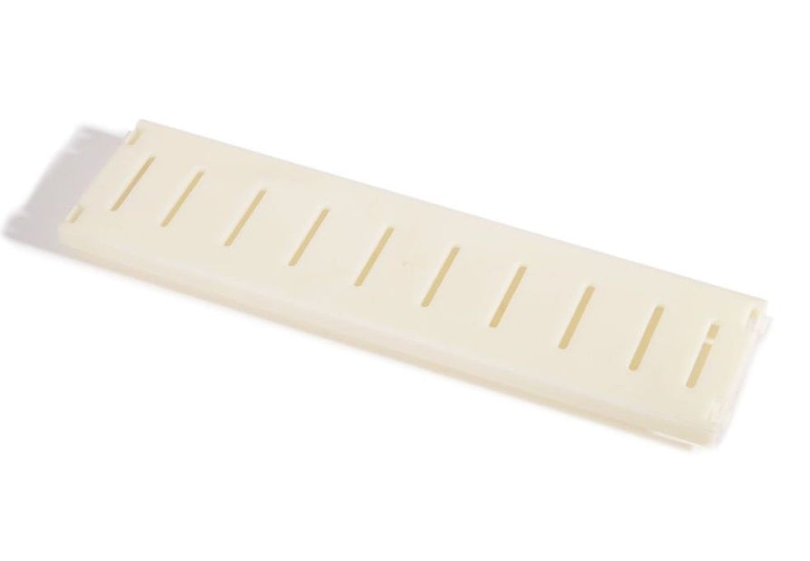 Coperchio Inferiore Terza Spazzola Attiva per Robot Piscina Maytronics Dolphin Maximus X70 - X90 / IClean Master Pro / Diver Pro 400 - 500 / Pulit E70 - E80 - E90 / Pro X1 / Supreme M250 - M400 - M500 / Maxi Kart / Kaptur 400 - 500 / PS40 - PS50 - PS60 / Explorer Plus / Zefiro SF40 - SF50 - SF60 / F40 - F50 - F60 / Zenit Liberty - 20 & 30