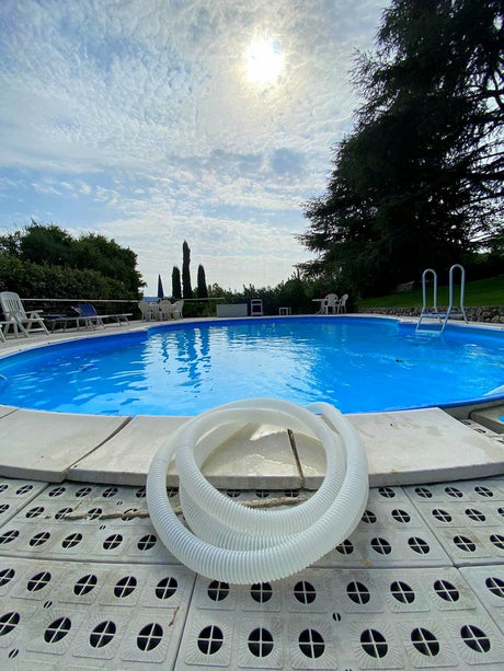 Differenze tra piscina a sale e piscina al cloro tradizionale