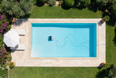 Come rendere più comoda la piscina domestica