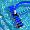 Aspirafango professionale blu per piscina, Linea Super Pro, in azione nell'acqua.
