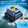 Robot piscina Zodiac Freedom OF 42 iQ in azione in acqua, con dettaglio di rimozione manuale.