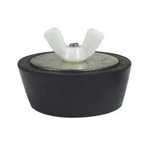 Tappo conico in caucciù con vite a farfalla per svernaggio piscine, adatto a tubi Ø 38 mm e Ø 50 mm.