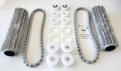 Kit di trasmissione cingoli per robot piscina Maytronics Dolphin, con rulli e ingranaggi bianchi.