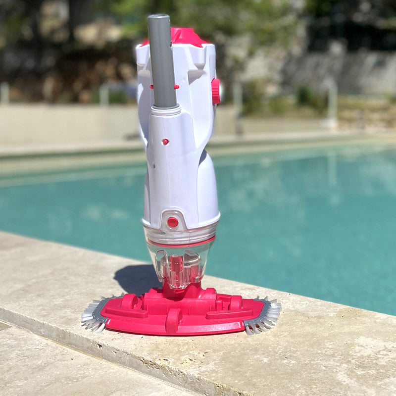 BWT BC 30 - Aspiratore a Batteria al Litio Ricaricabile per Pulizia Piccola Piscina Idromassaggio & SPA Fino a 15 M3