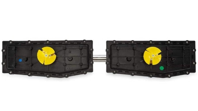 Box motore con centralina per robot piscina Maytronics Dolphin Dynamic 2x2, colore nero e dettagli gialli.