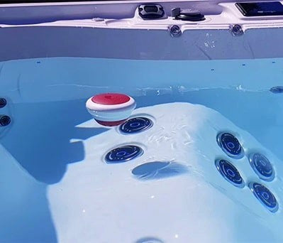 Isolotto Tecnologico Ondilo ICO SPA V2 Essential+ Rilevatore Parametri Ph + Cloro + Bromo o Sale + Temperatura Acqua Idromassaggio & SPA Tramite Bluetooth & WiFi - Intelligenza Artificiale - MY2026