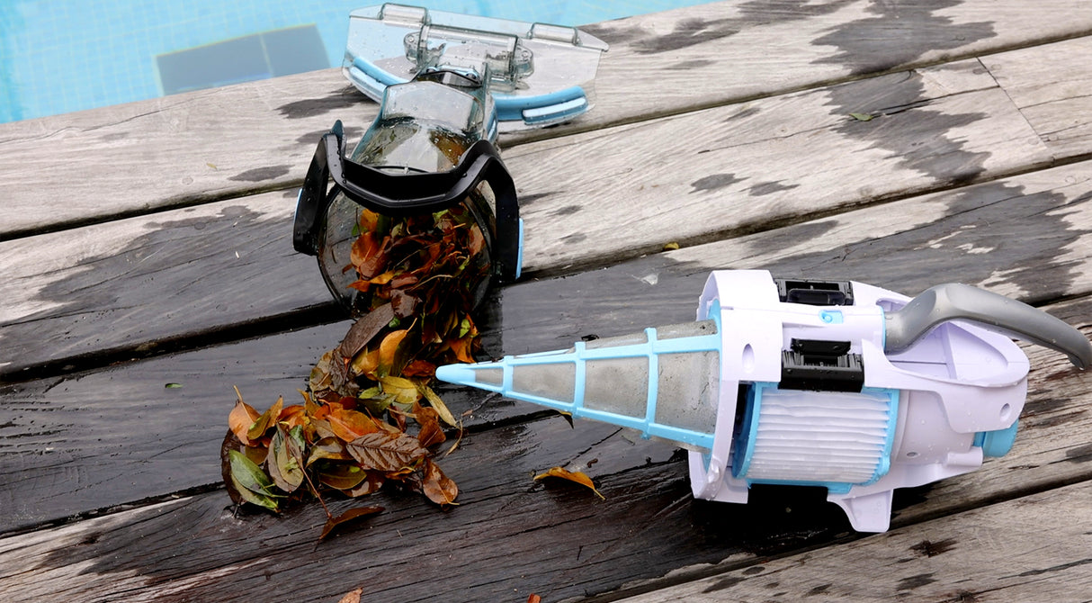 BWT PK GIANT a Doppia Filtrazione Ultra Fine - Aspiratore a Batteria al Litio Ricaricabile per Pulizia Piscina Idromassaggio & SPA Fino a 35 M3