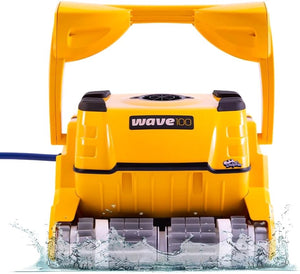 Robot piscina Dolphin Wave 100 Gyro giallo, in azione con schizzi d'acqua, dotato di radiocomando.