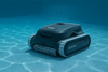 Robot piscina BWT ES Echo cordless sott'acqua, pulisce fondo e pareti con navigazione a ultrasuoni.
